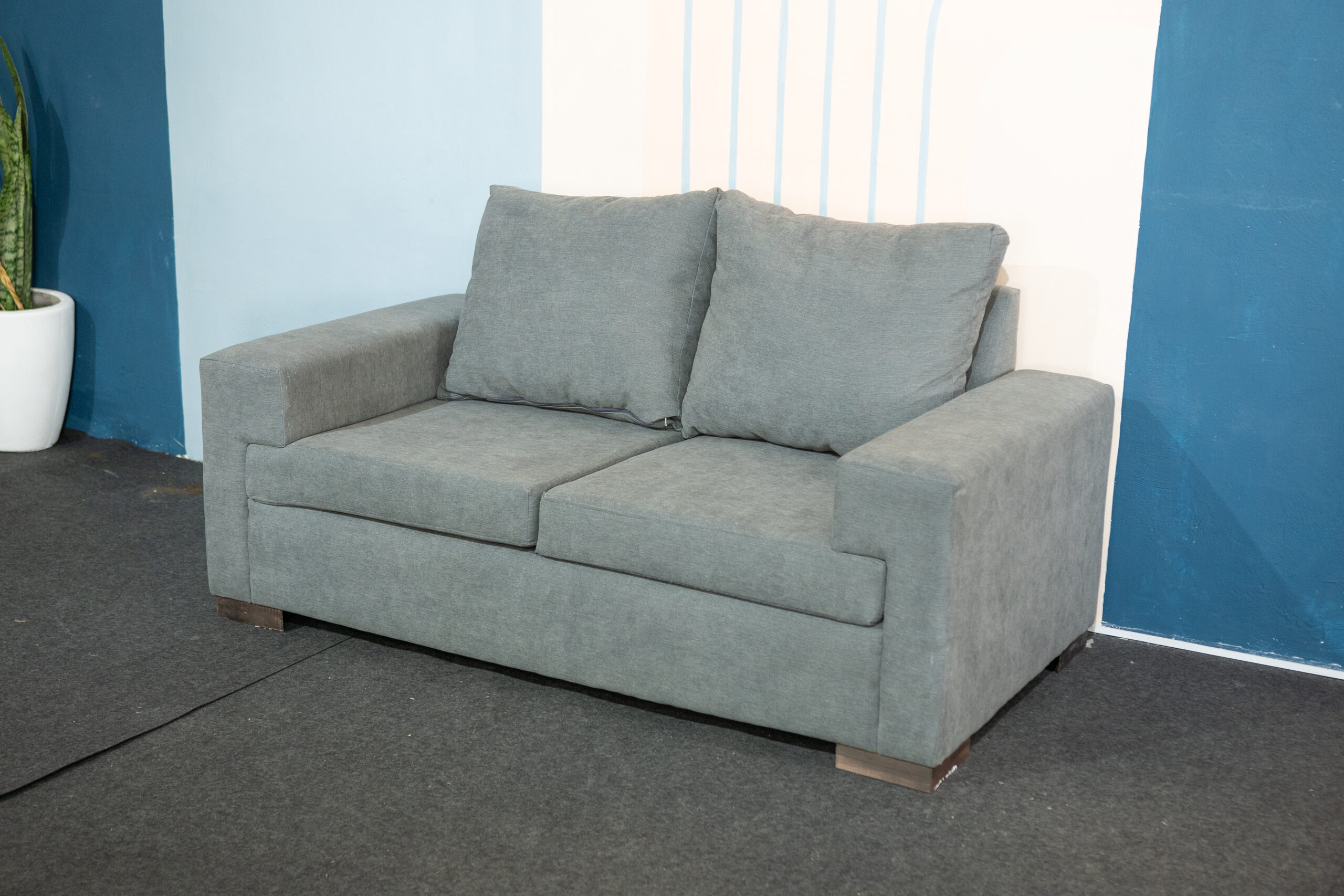 Sillón dos cuerpos Hans SOFÁ EN VENTA EN SANTA FE medida tapizado color a Elección en venta en Sofa Poiint Santa Fe ventas online a todo el país